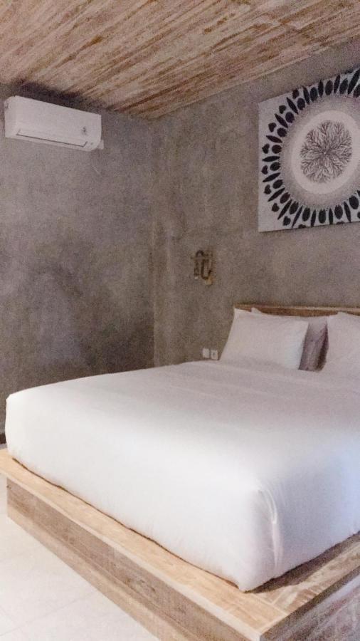 Golden Garuda Cottages Polilit Esterno foto