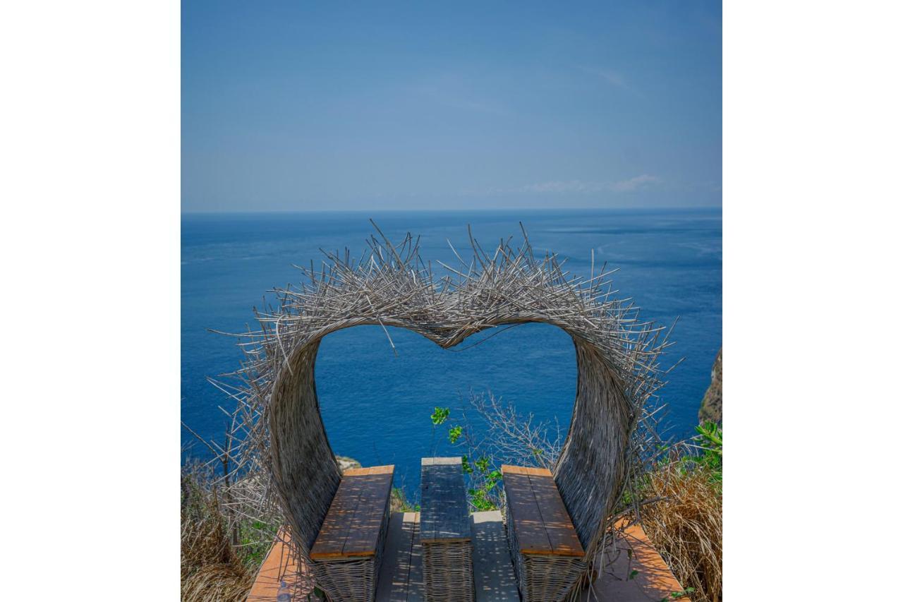 Golden Garuda Cottages Polilit Esterno foto