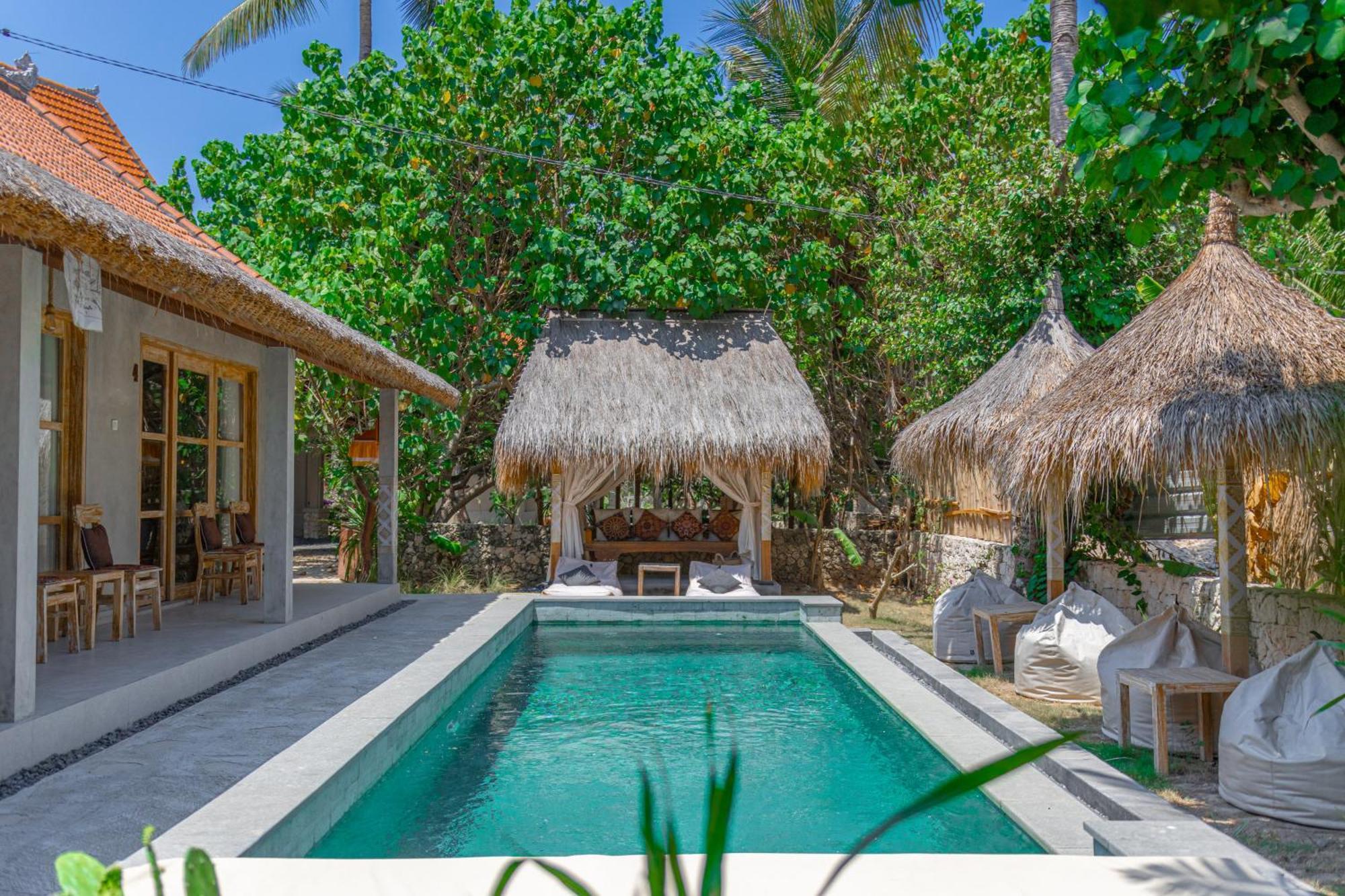 Golden Garuda Cottages Polilit Esterno foto
